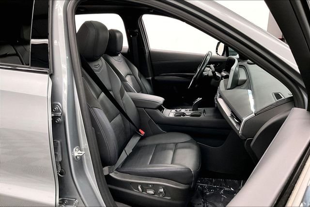 Used 2024 Argent Silver Metallic Cadillac Sport image 8