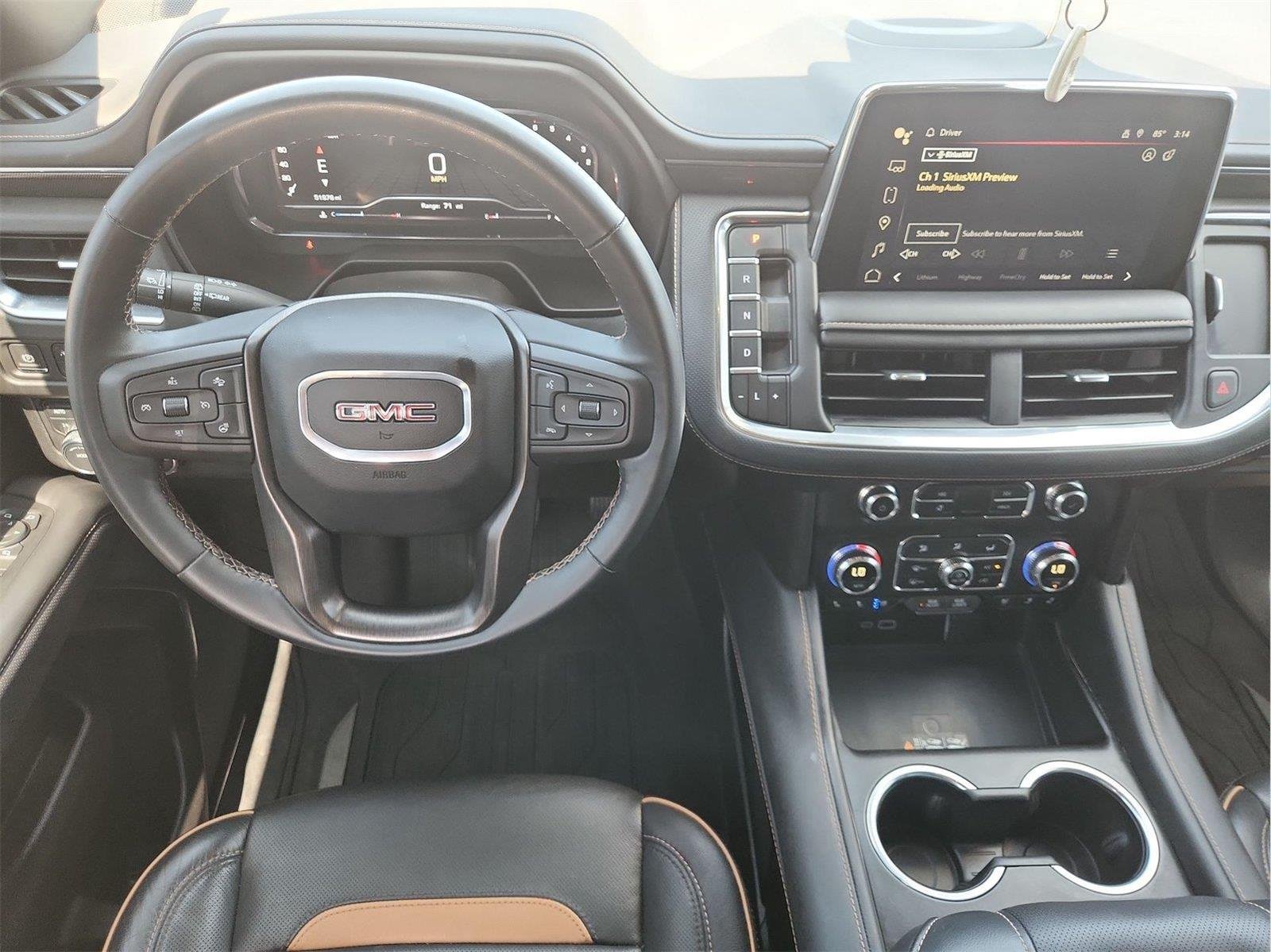 2024 GMC Yukon XL AT4 - 10