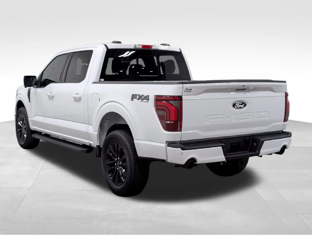 New 2026 Oxford White Ford Lariat® image 30