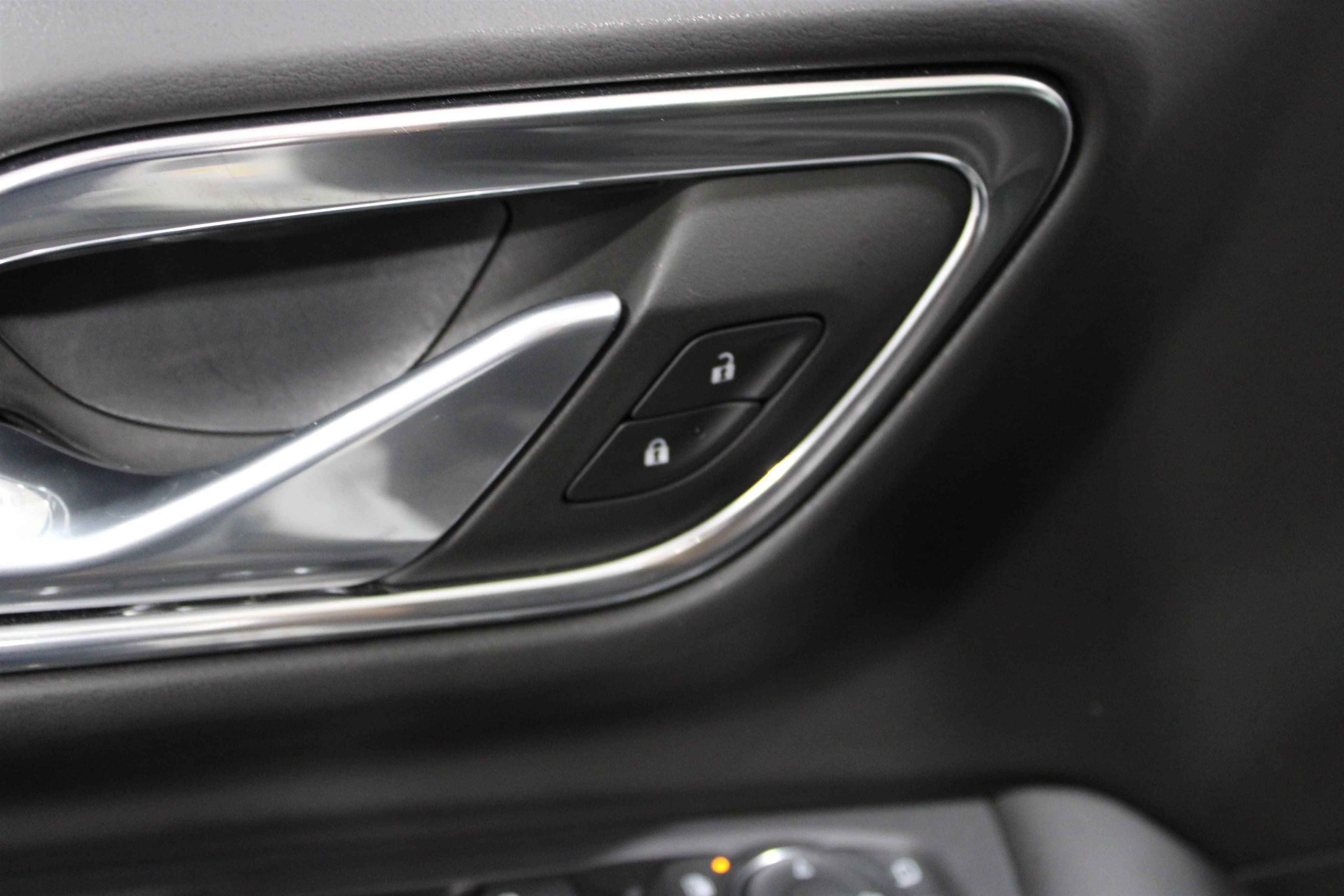 2024 Chevrolet Suburban High Country - Photo 8