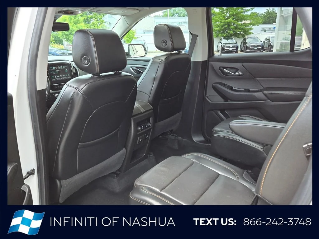 Used 2018 Beige Chevrolet Premier image 21