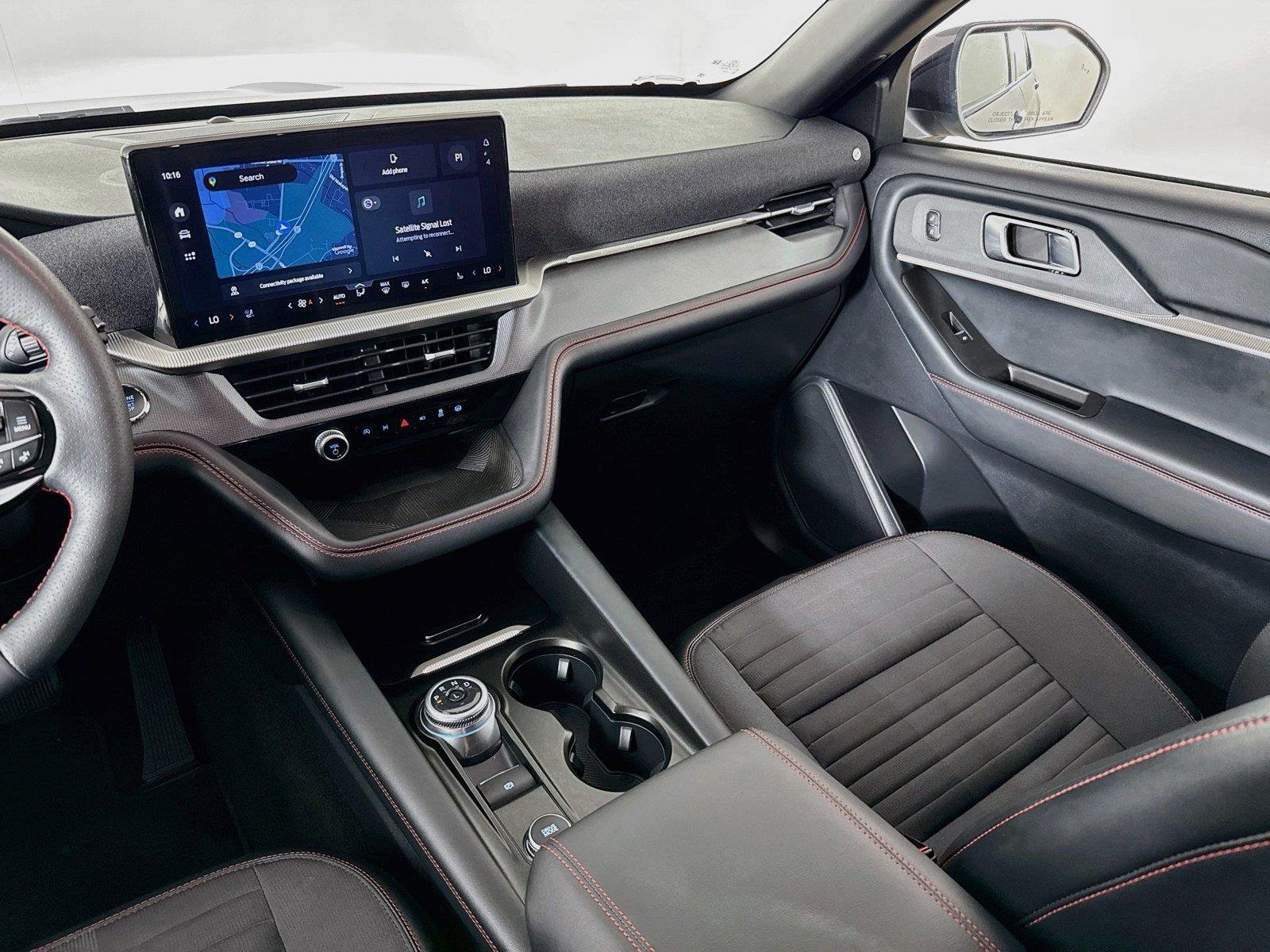 Used 2025 Gray Ford ST-Line image 25