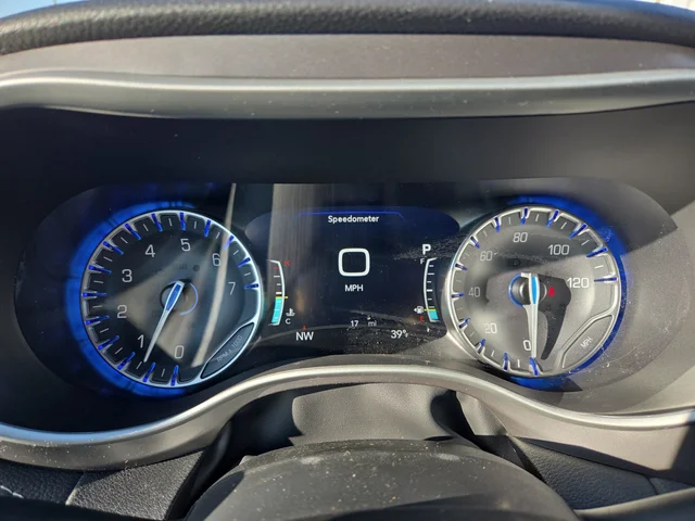 New 2026 Hydro Blue Pearl-Coat Exterior Paint Chrysler Select image 16