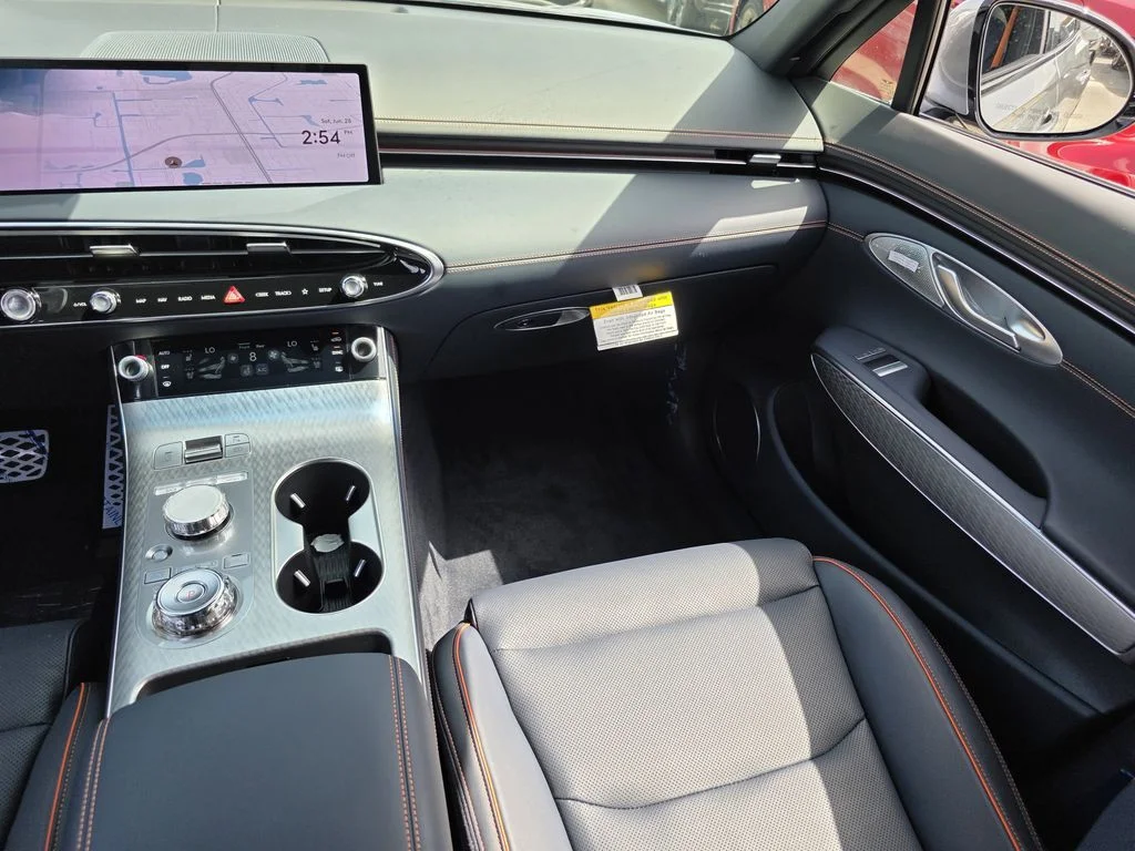 New 2026 Silver Genesis 2.5T Sport Prestige image 9