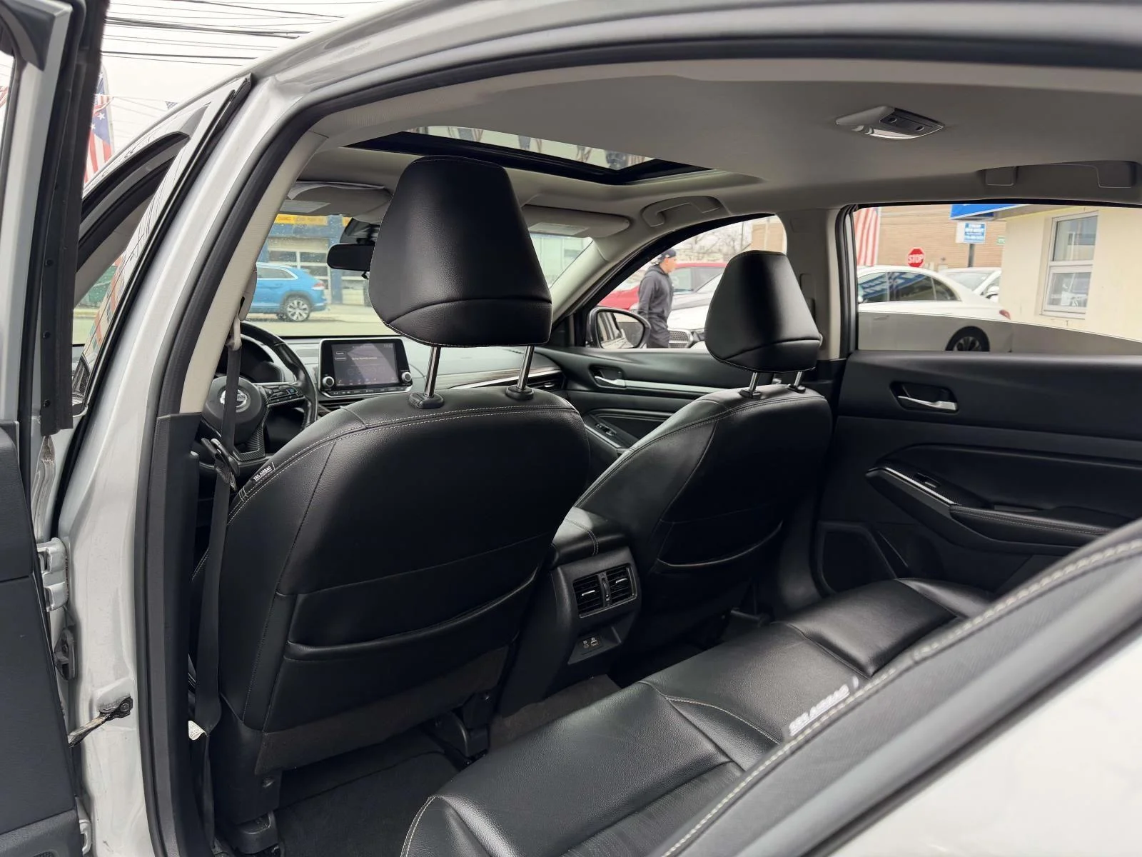 2022 Nissan Altima SL - Photo 24