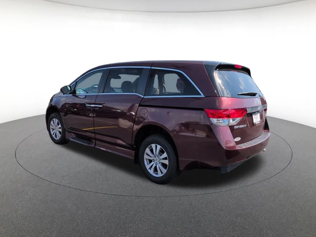 Used 2016  Honda EX-L image 5
