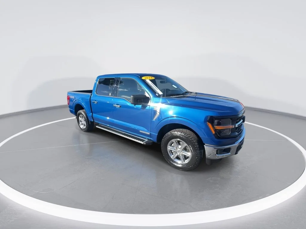 Used 2024 Blue Ford XLT image 2