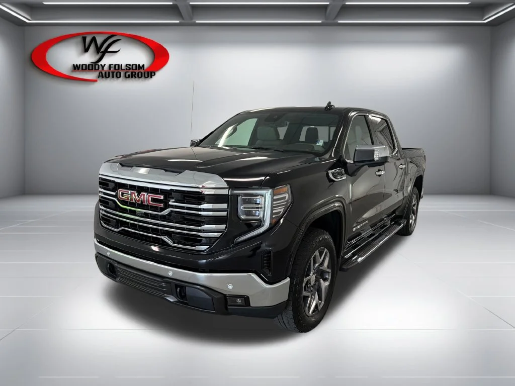 New 2026 Onyx Black GMC SLT image 3