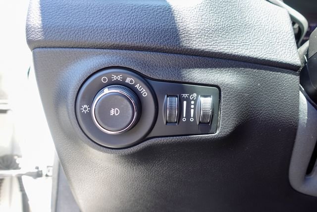 Used 2020 White Jeep Limited image 16