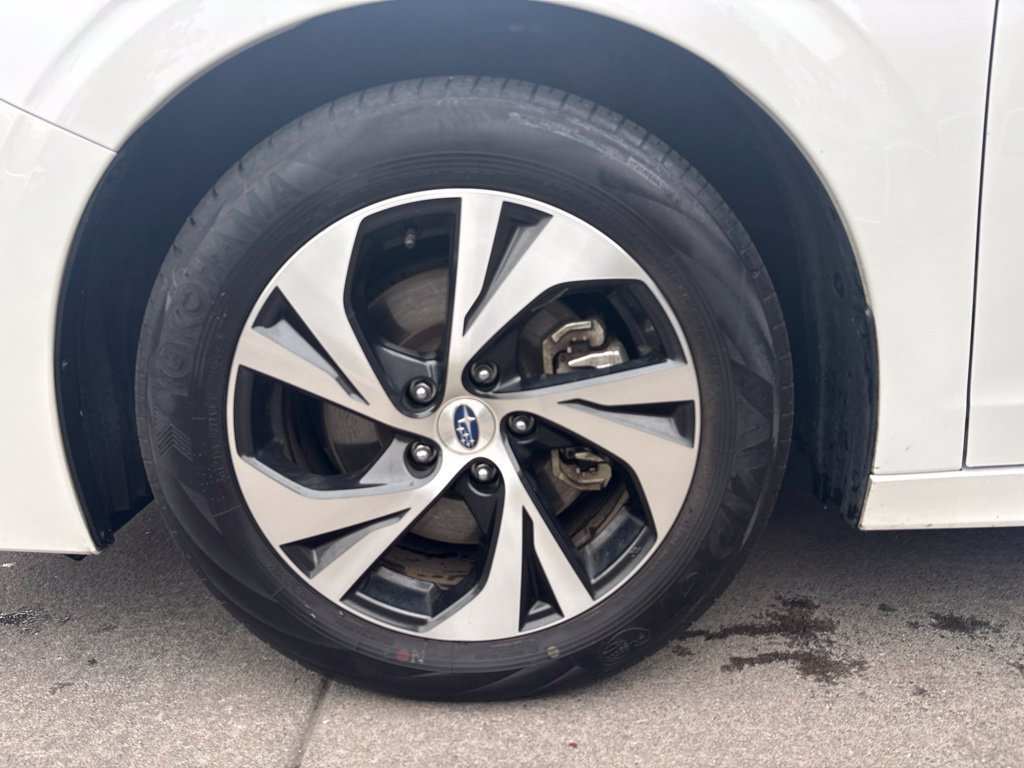 Used 2025 Crystal White Pearl Subaru Premium image 12
