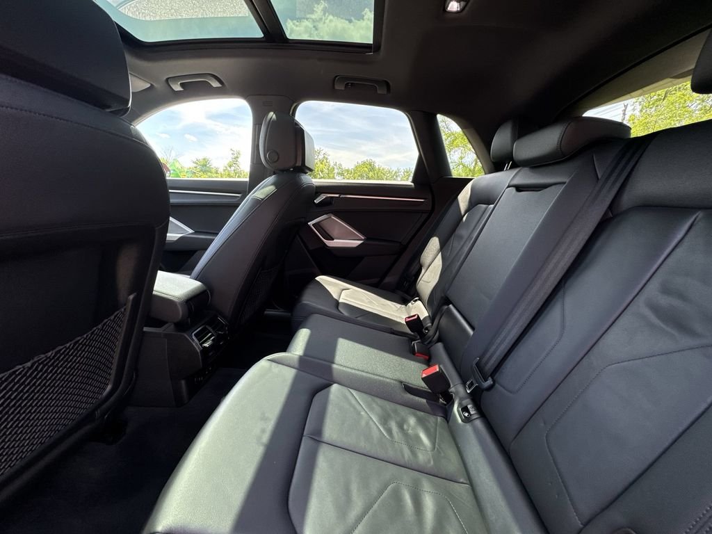 Used 2025  Audi Premium image 25