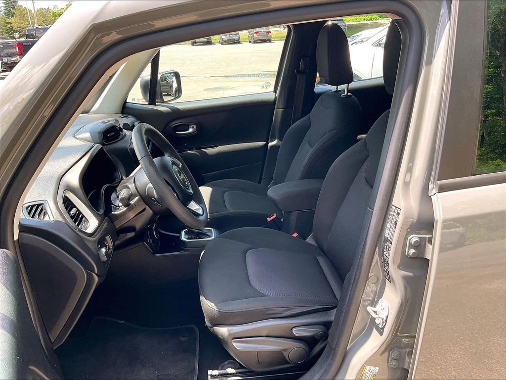 Used 2021 Gray Jeep Sport image 10