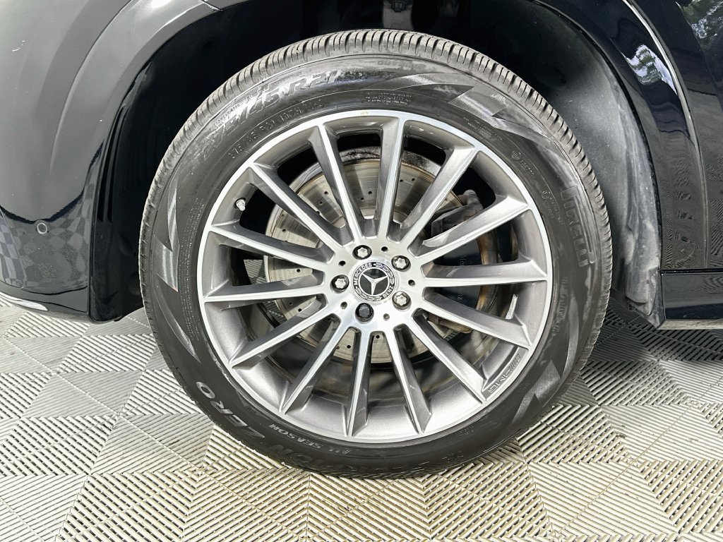 Certified Used 2024 Black Mercedes-Benz GLE 350 image 32