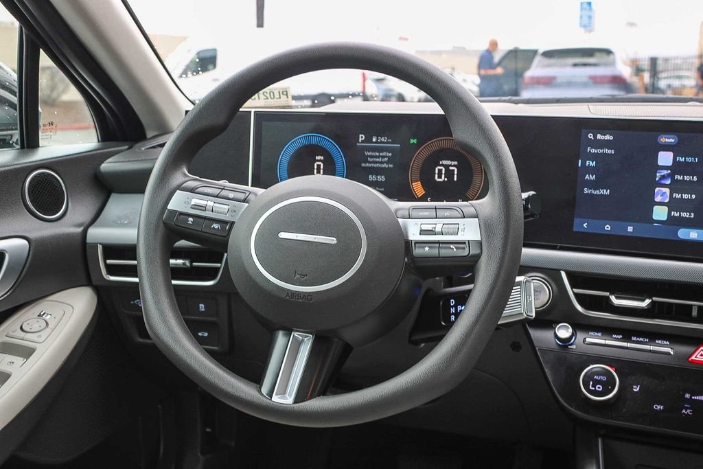 Certified Used 2025 Blue Hyundai SEL image 17