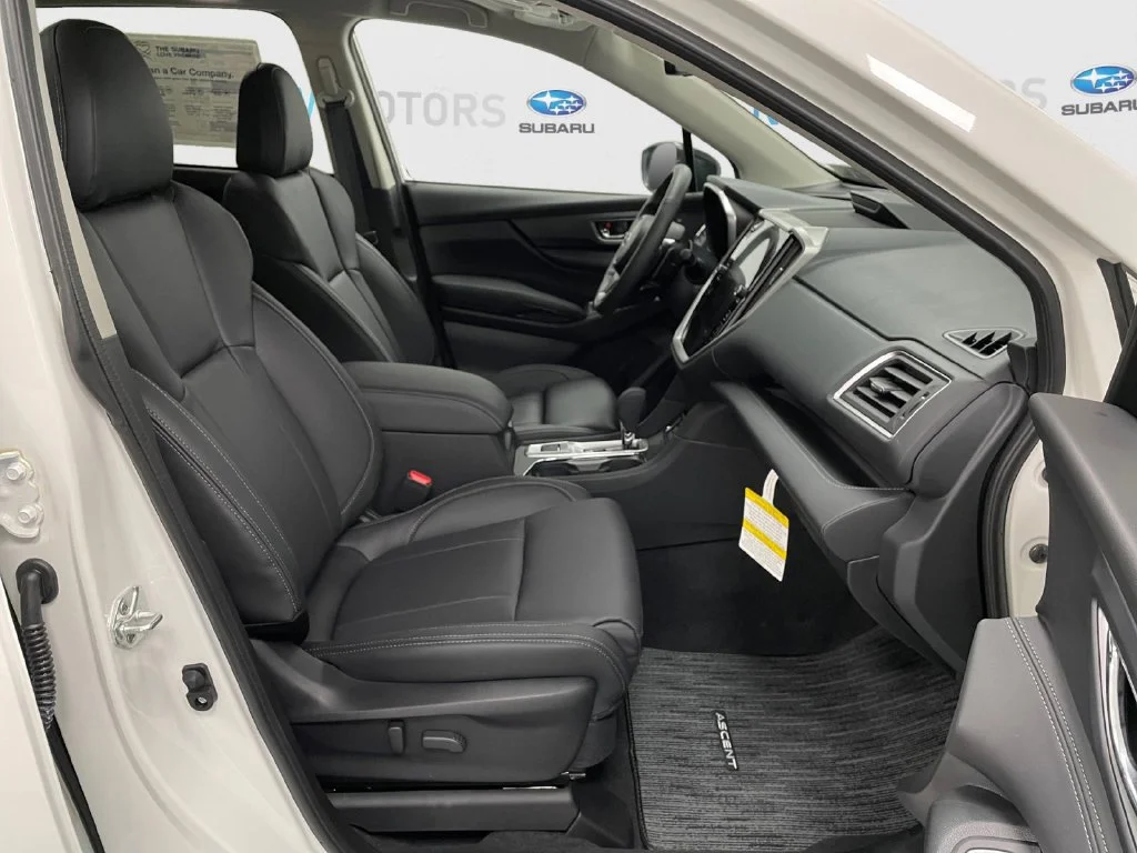 New 2026 CRYSTAL WHITE PEARL Subaru Limited 7-Passenger image 13