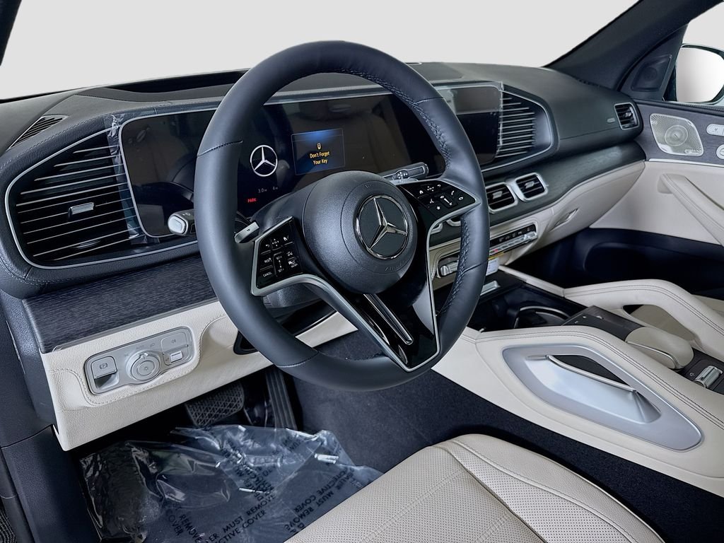 New 2026 Obsidian Black Metallic Mercedes-Benz GLE 580 image 9