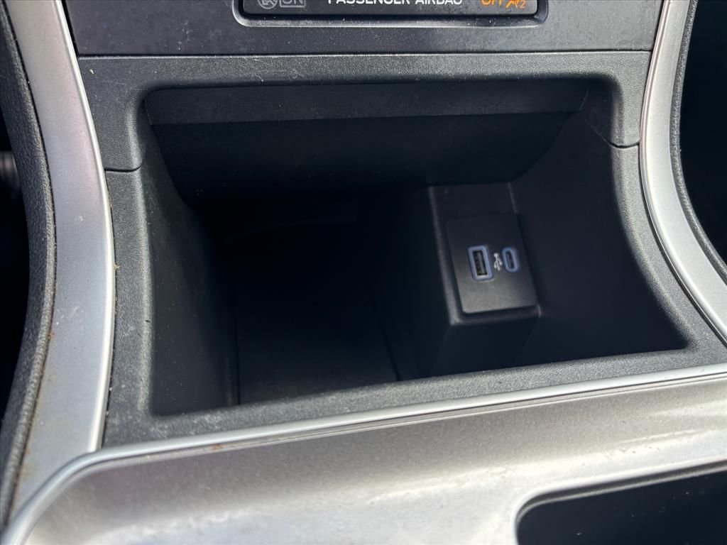 Used 2024 Black Metallic Ford SEL image 26