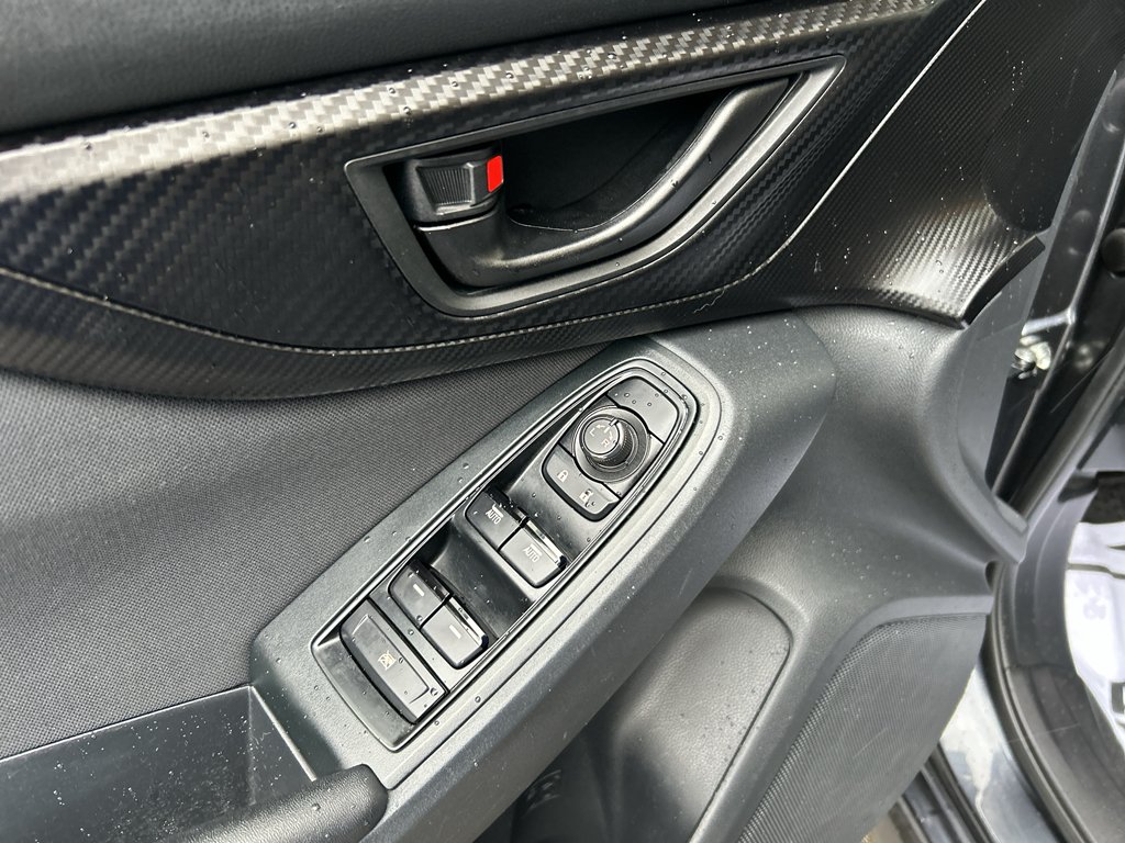 Used 2018 Dark Gray Metallic Subaru Premium image 16