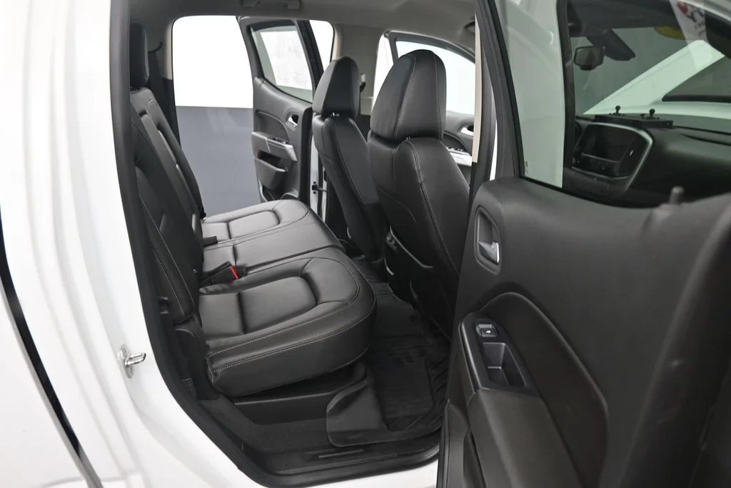 Used 2019 White Chevrolet ZR2 image 21