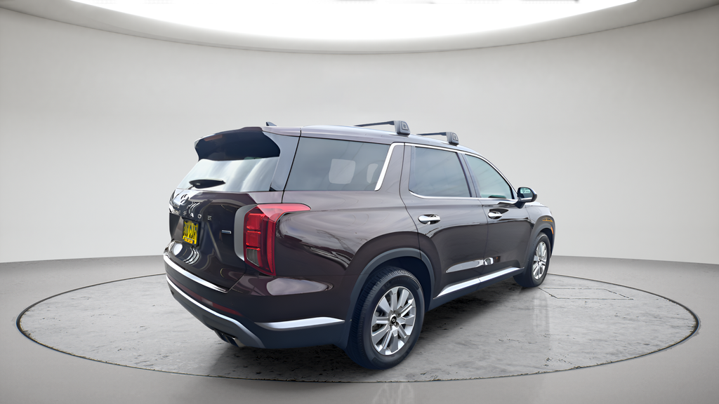 Used 2023 Burgundy Hyundai SEL image 3