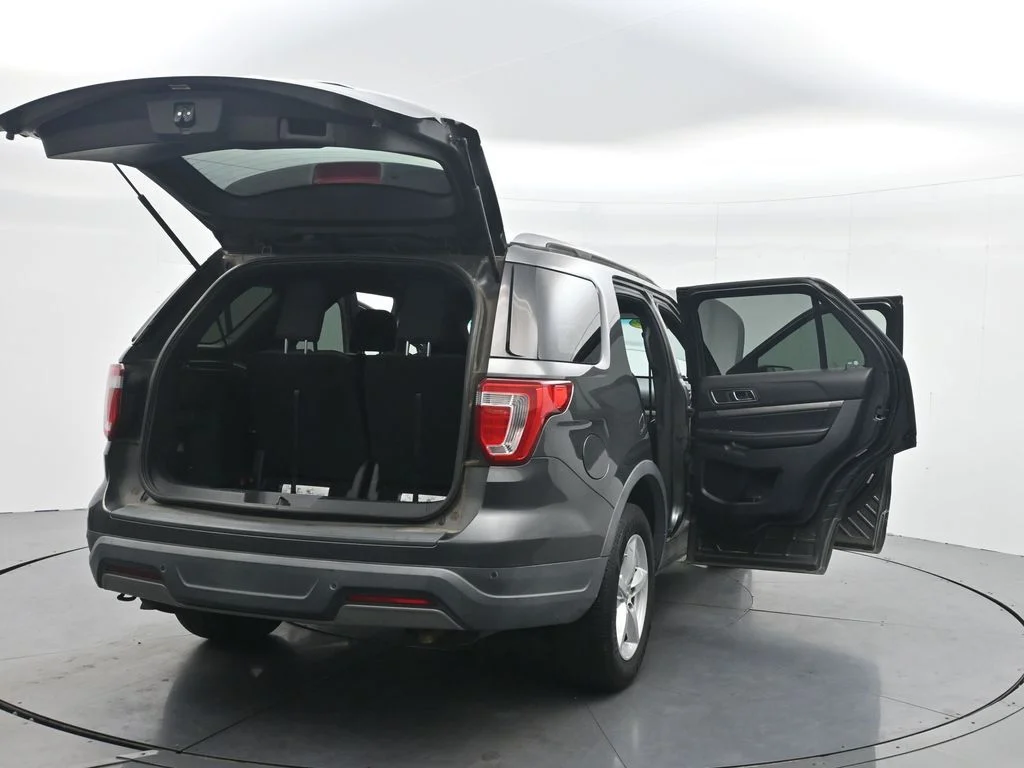 Used 2019 Gray Ford XLT image 43