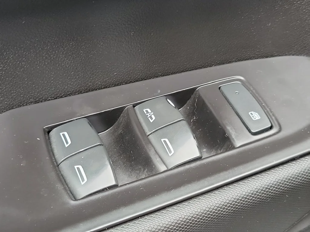 Used 2019 Onyx Black GMC  image 18