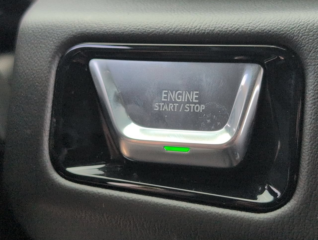 2026 GMC Yukon XL Denali - Photo 17