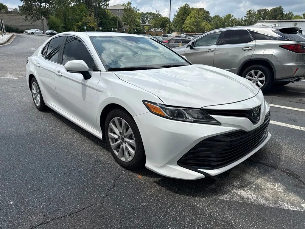 Used 2020 White Toyota LE image 2