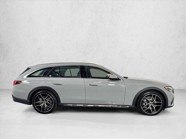 New 2026 MANUFAKTUR Alpine Grey Mercedes-Benz E 450 image 34