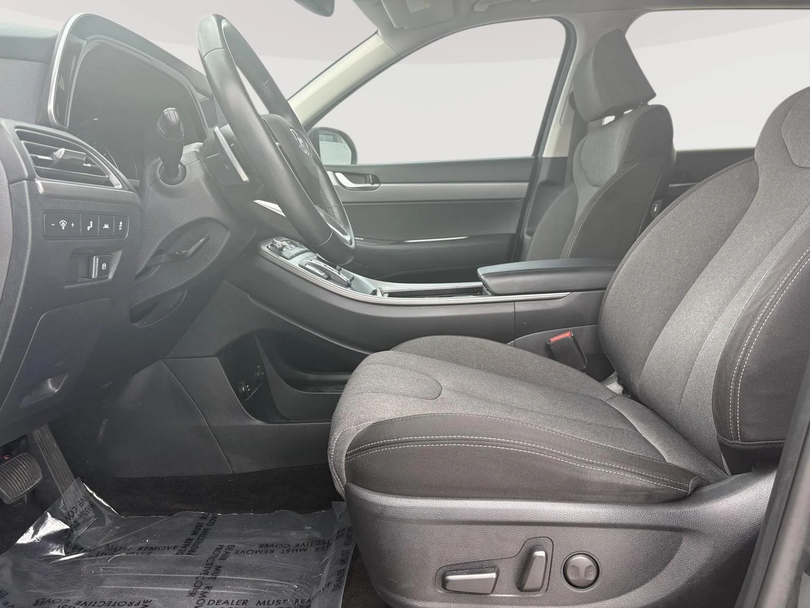 Used 2020 Black Hyundai SEL image 4