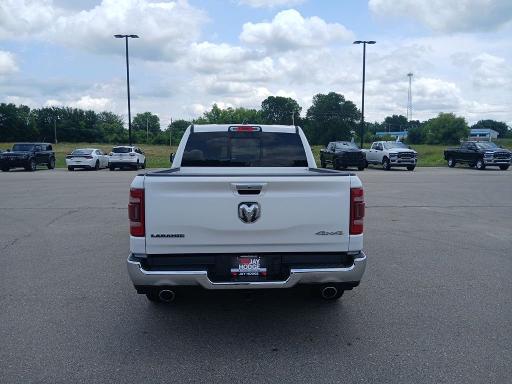 Used 2022 White Ram Laramie image 7