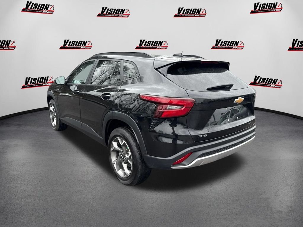 Used 2024 Black Chevrolet LT image 7