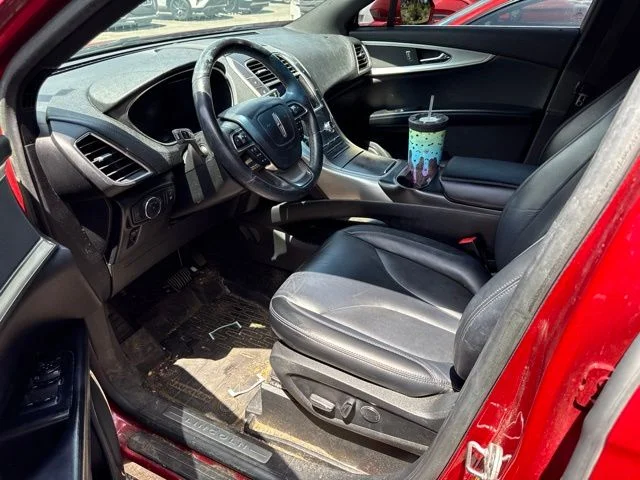 Used 2020 Red Lincoln Standard image 13