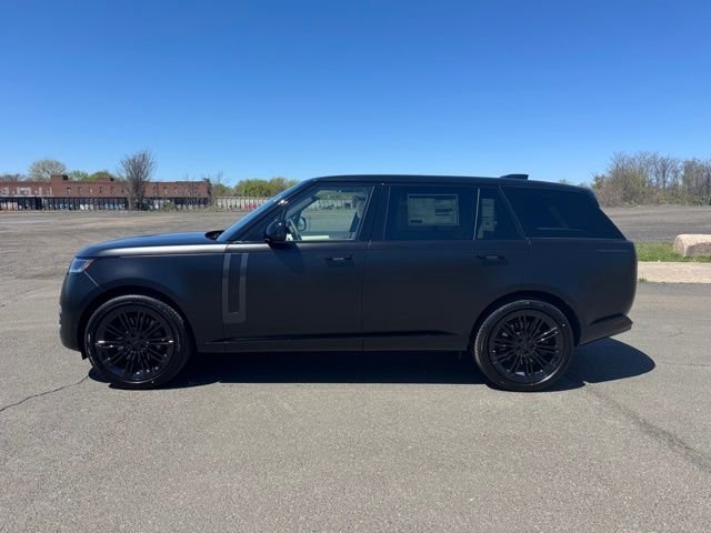 New 2026 Obsidian Black Satin Land Rover SE  LWB 7 SEAT image 2