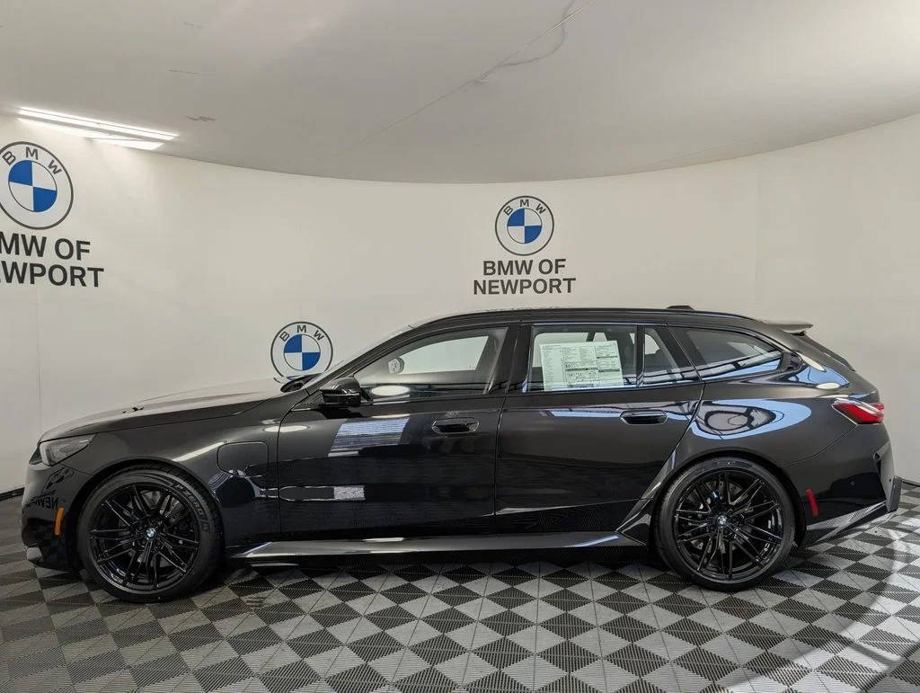 New 2027 Black BMW Base image 9