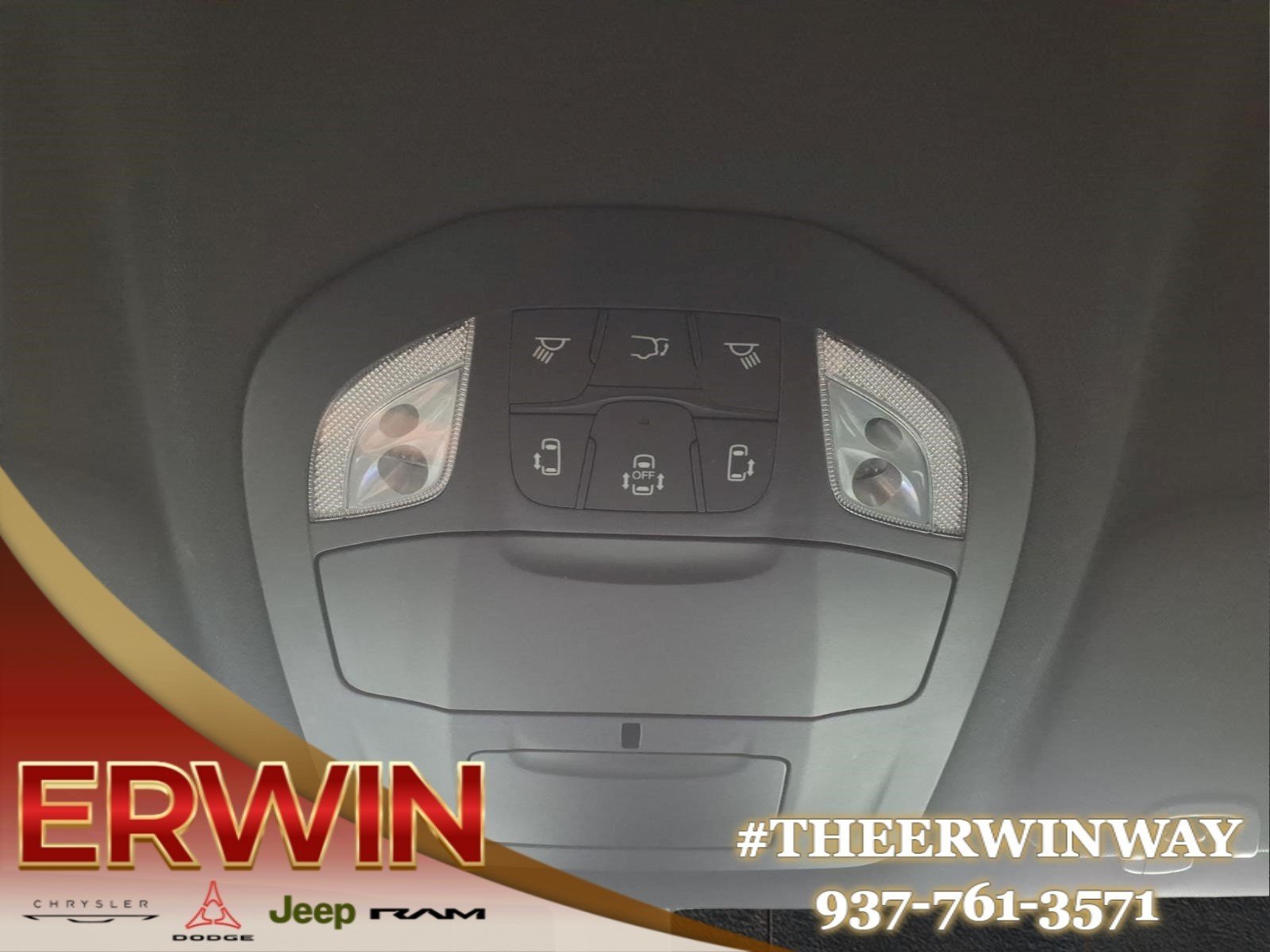 Used 2026 White Chrysler Select image 23