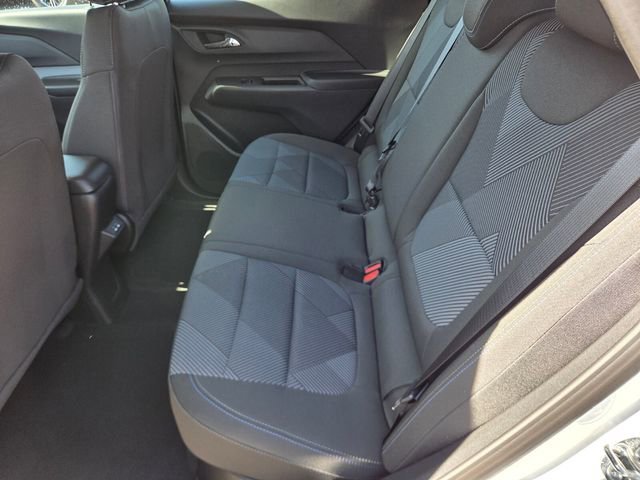 New 2027 Summit White Chevrolet LT image 7