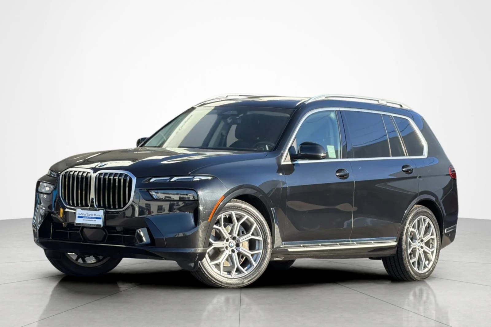 2024 BMW X7 40i
