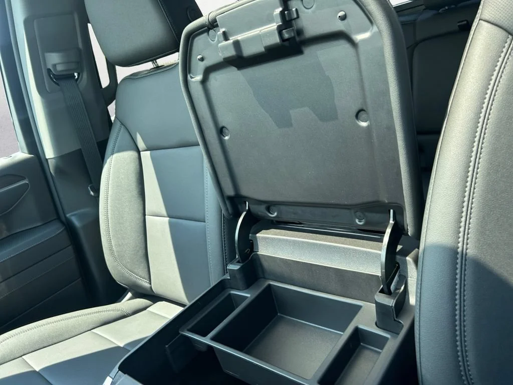 New 2026 Onyx Black GMC SLT image 11