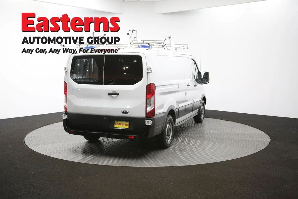 Used 2015 White Ford Base image 33