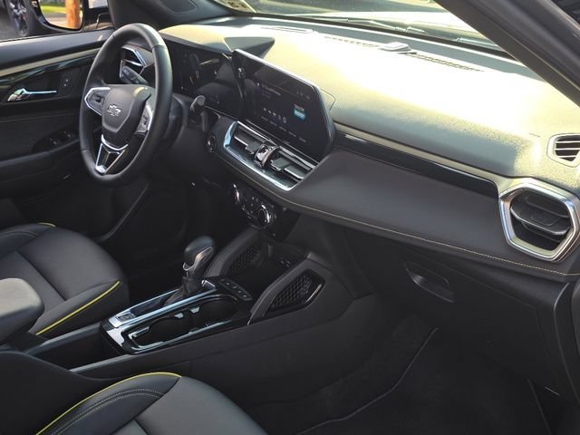 Used 2024 Sterling Gray Metallic Chevrolet ACTIV image 21