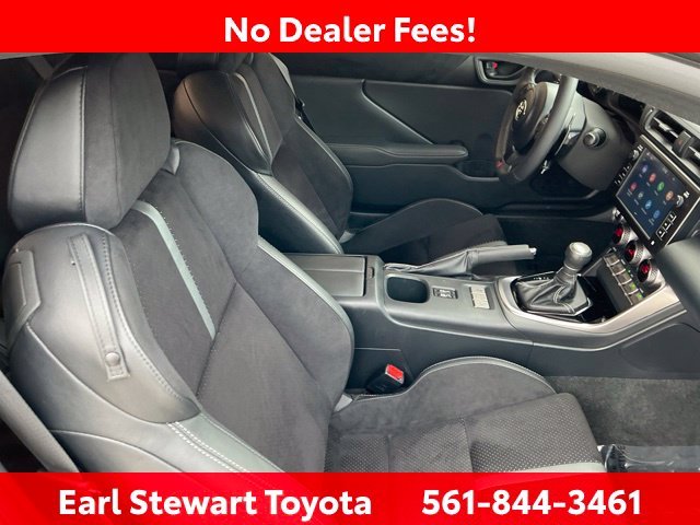 Certified Used 2025  Toyota Premium image 28