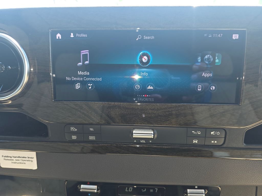Used 2020 Black Mercedes-Benz Cargo 170 WB image 34