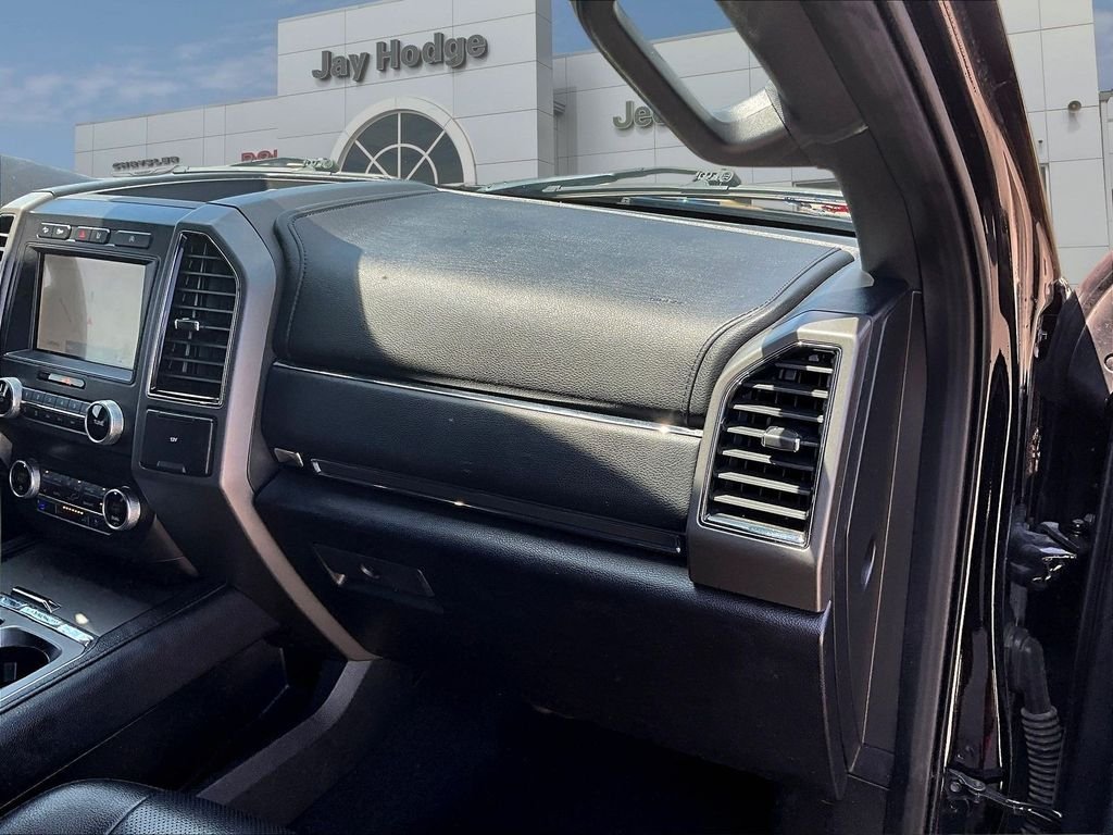 Used 2021 Black Ford XLT image 28