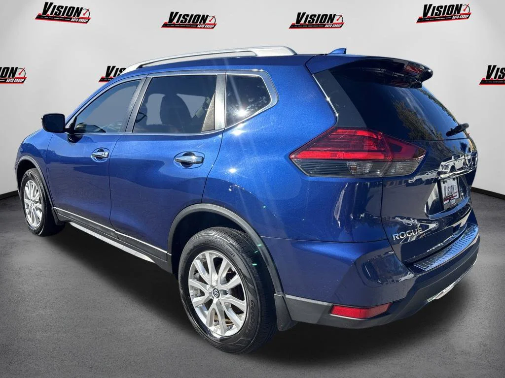 Used 2017 Blue Nissan SV image 8