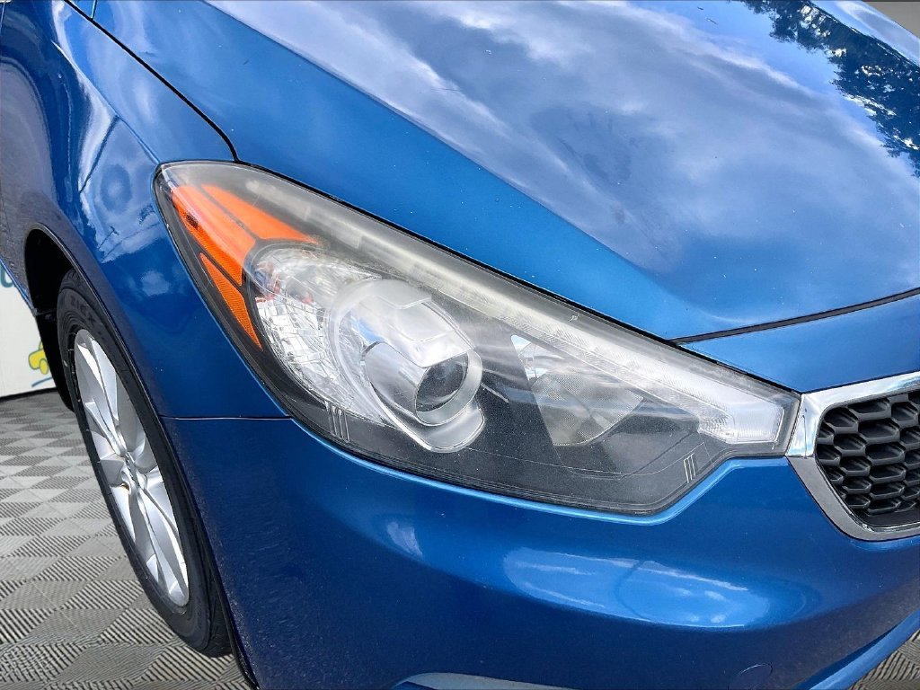Used 2014 Abyss Blue Kia EX image 29