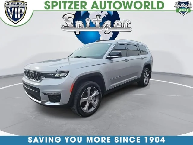 Used 2021 Silver Jeep Limited image 5