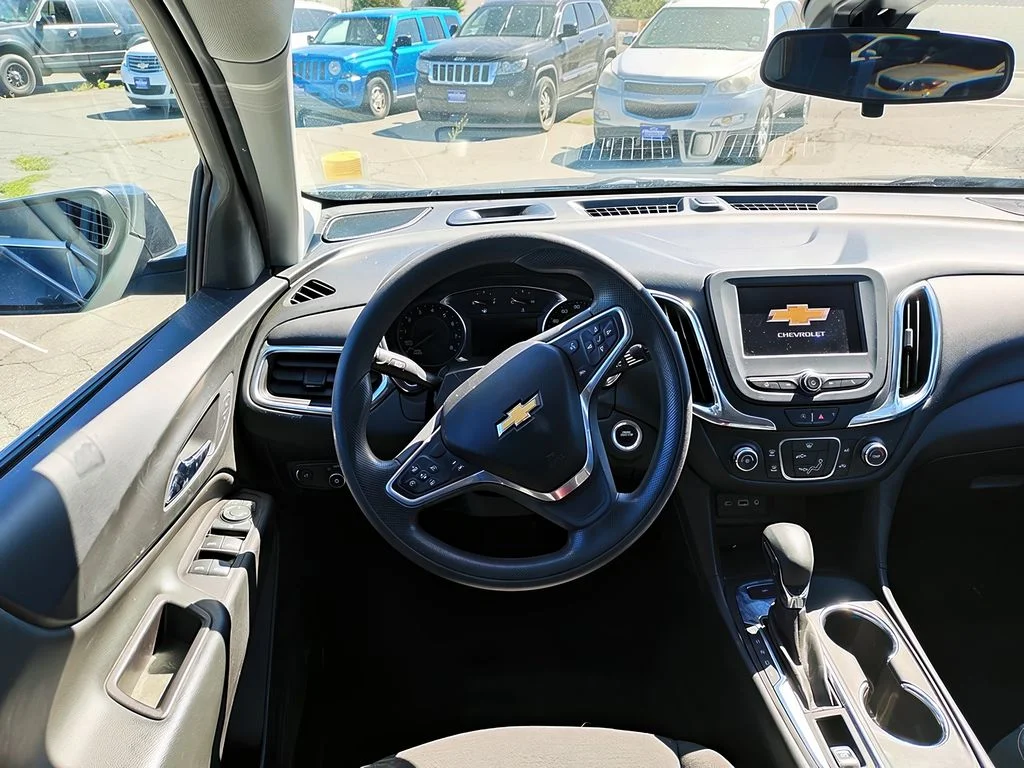 2022 Chevrolet Equinox LT - Photo 14