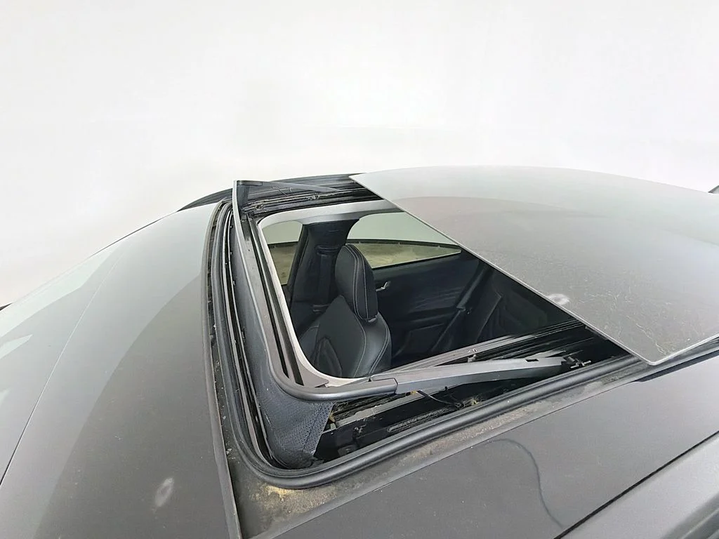 Used 2023 Carbonized Gray Metallic Ford Platinum image 20