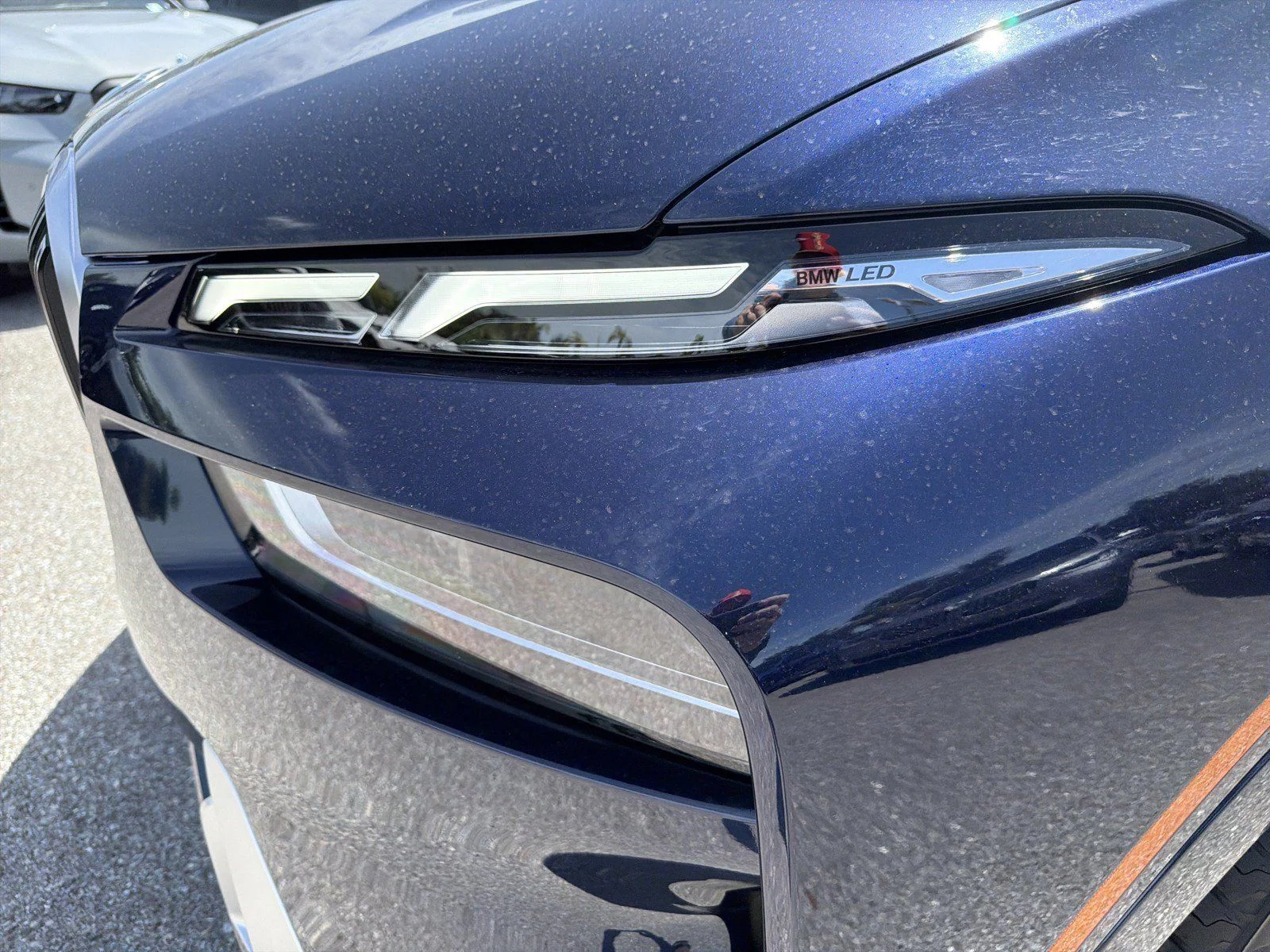 New 2027 Tanzanite Blue II Metallic BMW xDrive40i image 9